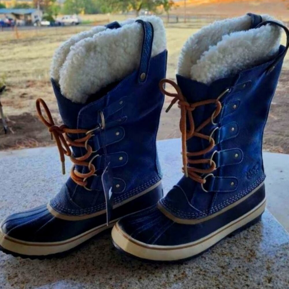 SOREL Joan of Arctic Women's Snow Boots 9.5 NWOT Deep Blue Suede